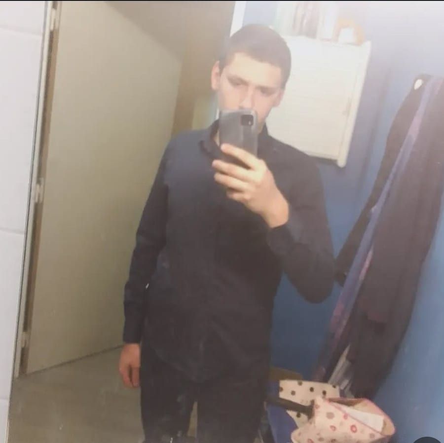 Profil de Shelton, 25 ans, Rencontre gay à Ecuvillens (Fribourg)