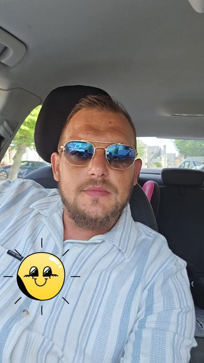 Profil de Tobias, 32 ans, Rencontre gay à Auboranges (Fribourg)