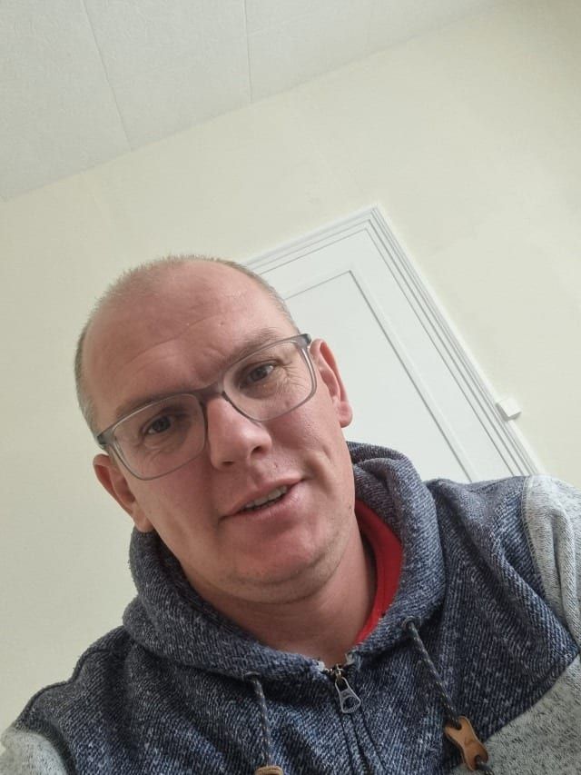 Profil de Jabir, 45 ans, Rencontre gay à Pringy (Fribourg)
