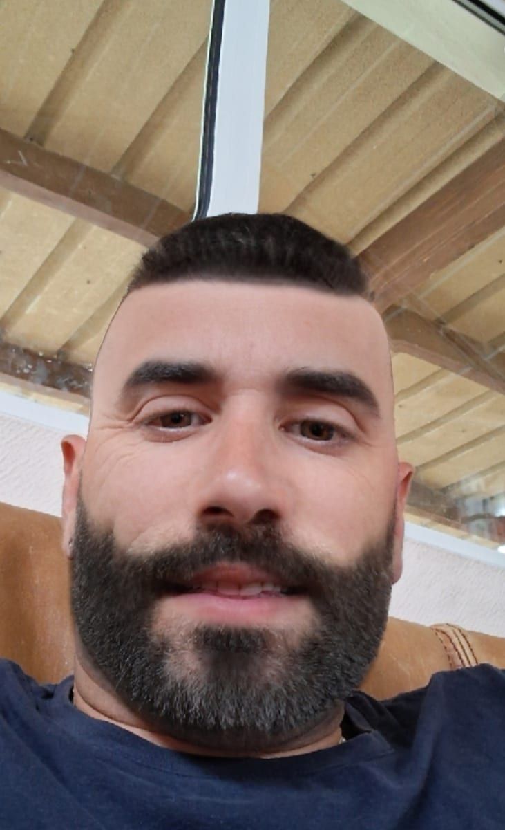 Profil de Clotaire, 38 ans, Rencontre gay à Cerniat FR (Fribourg)