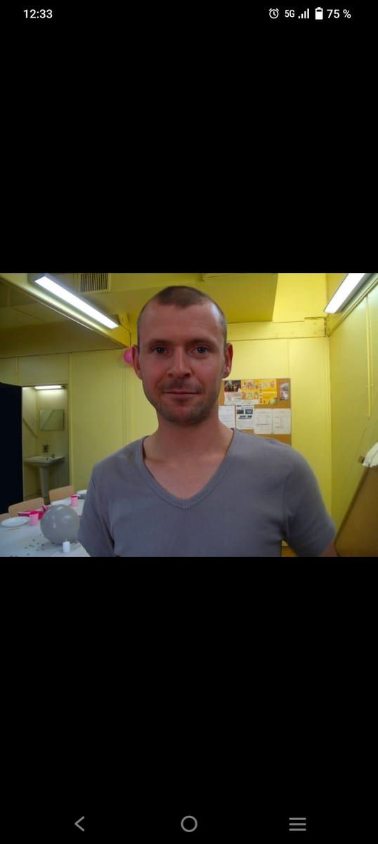Profil de Luken, 36 ans, Rencontre gay à Hennens (Fribourg)