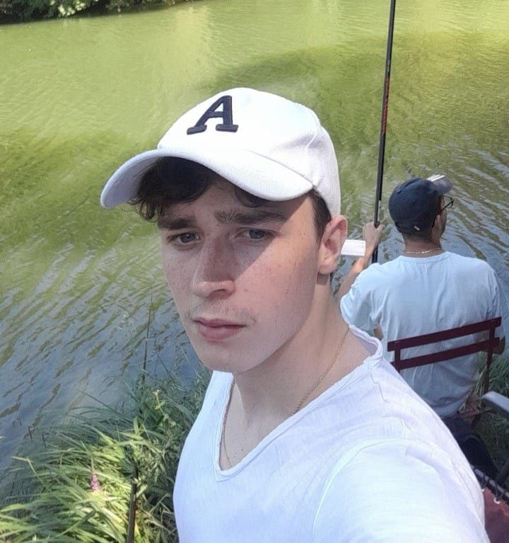 Profil de Memphis, 23 ans, Rencontre gay à Granges-Paccot (Fribourg)