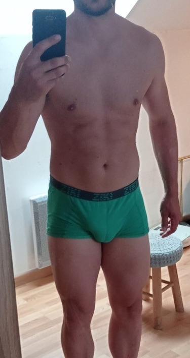 Profil de Rephael, 23 ans, Rencontre gay à Châtonnaye (Fribourg)