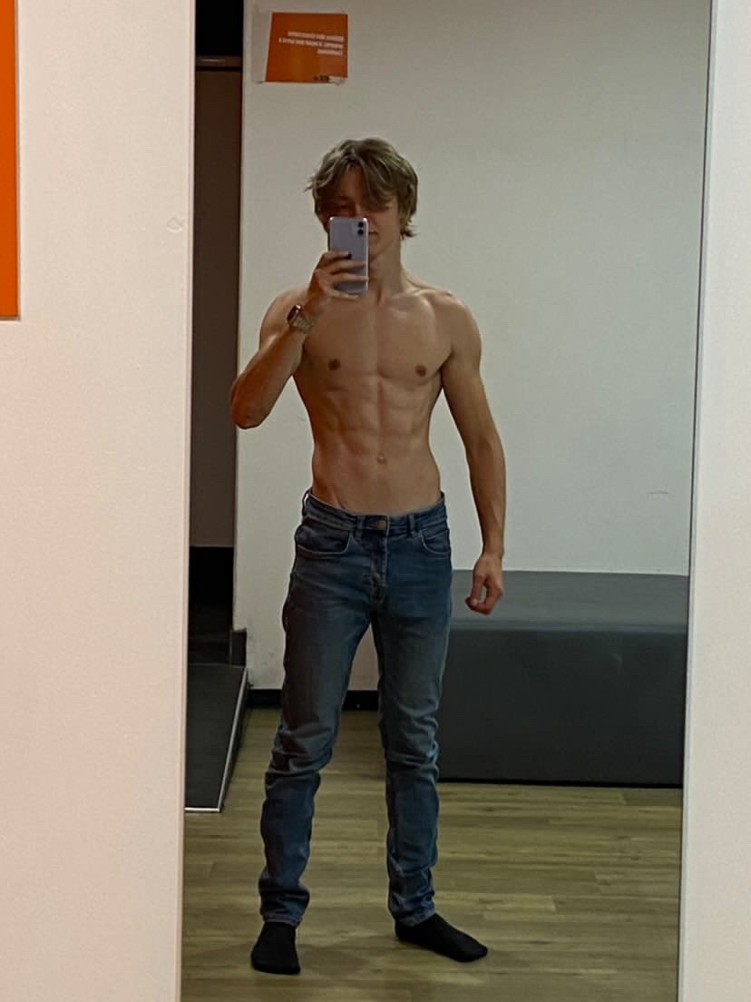 Profil de Errol, 35 ans, Rencontre gay à Auboranges (Fribourg)