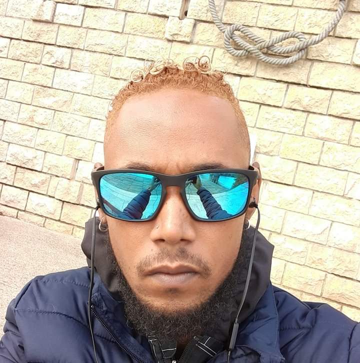 Profil de Yoenn, 39 ans, Rencontre gay à Cheyres (Fribourg)