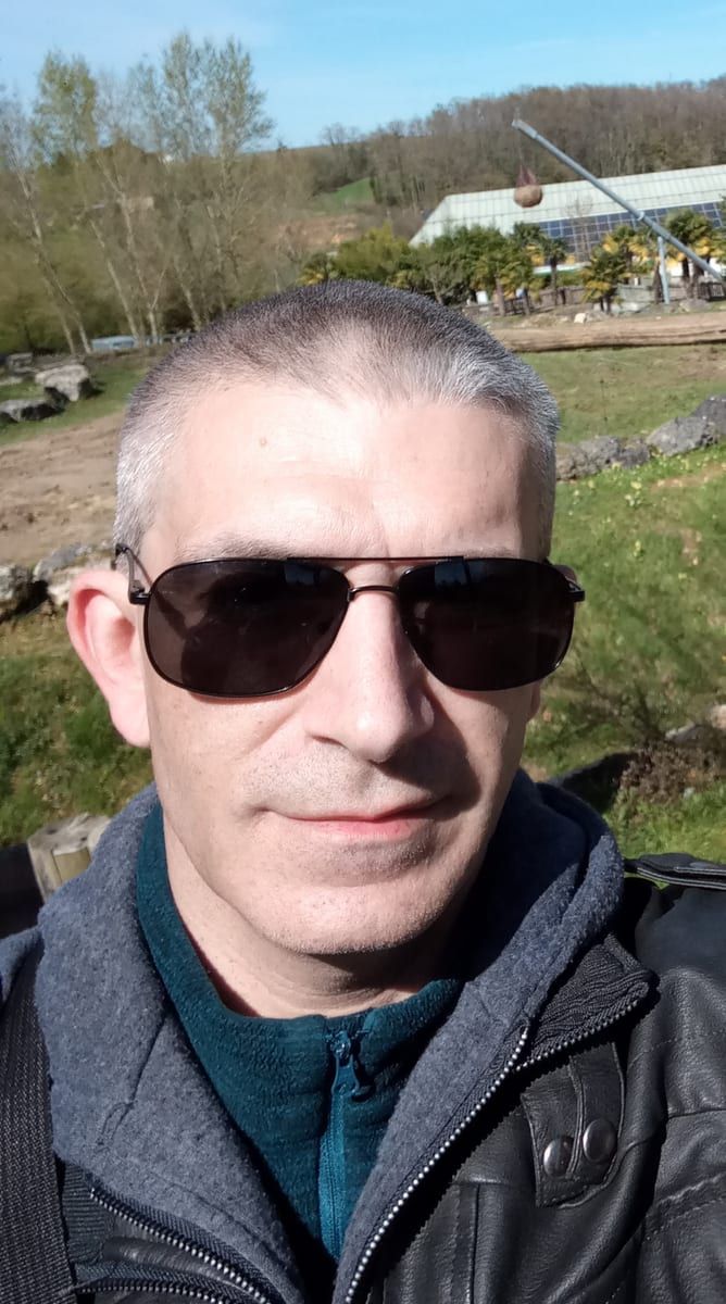 Profil de Nermin, 27 ans, Rencontre gay à Gumefens (Fribourg)