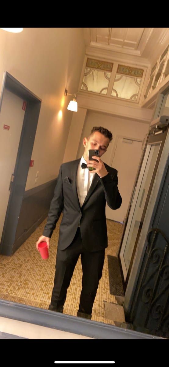 Profil de Badredine, 23 ans, Rencontre gay à Autigny (Fribourg)