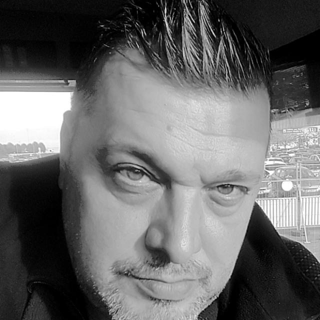 Profil de Rizwan, 40 ans, Rencontre gay à Marsens (Fribourg)