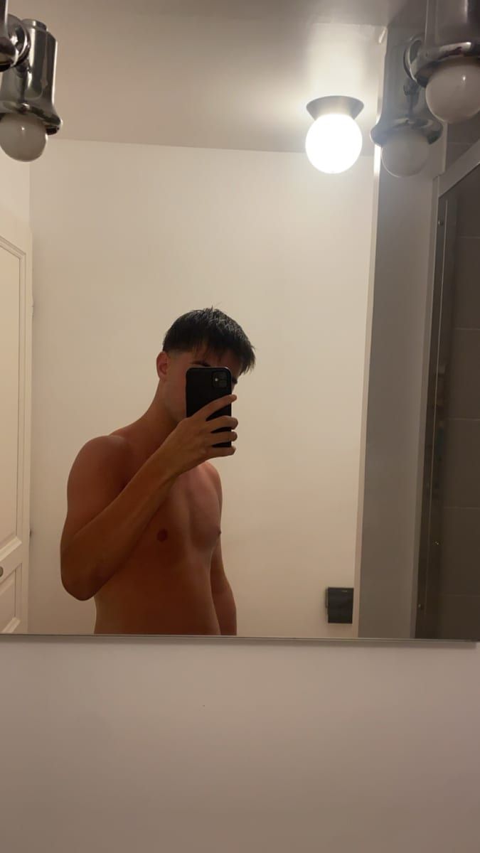 Profil de Yi, 23 ans, Rencontre gay à Grandsivaz (Fribourg)