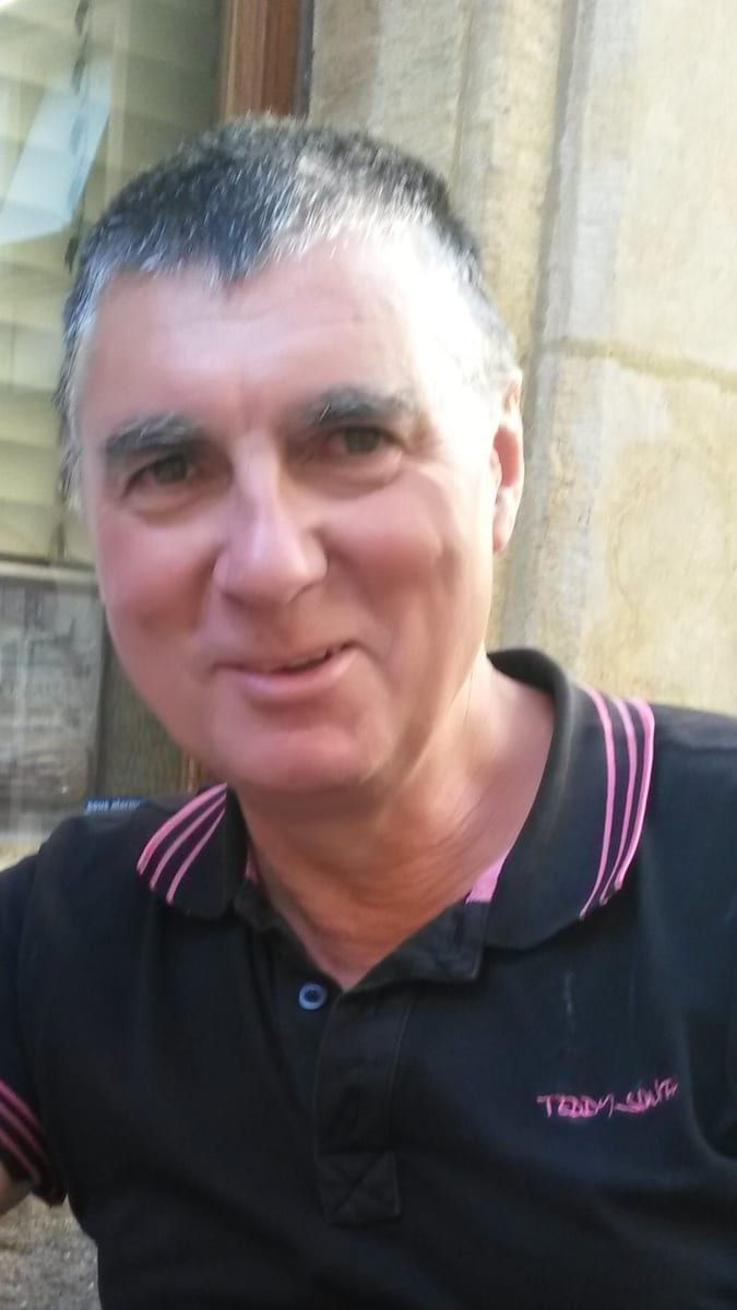 Profil de Oussman, 41 ans, Rencontre gay à Font (Fribourg)