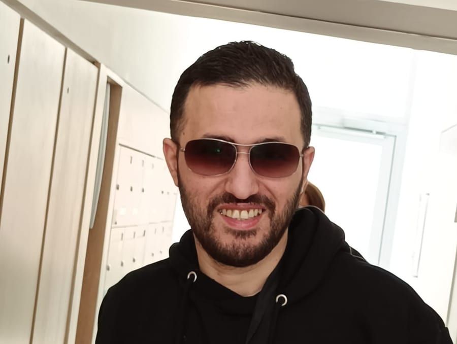 Profil de Elvio, 39 ans, Rencontre gay à Hennens (Fribourg)