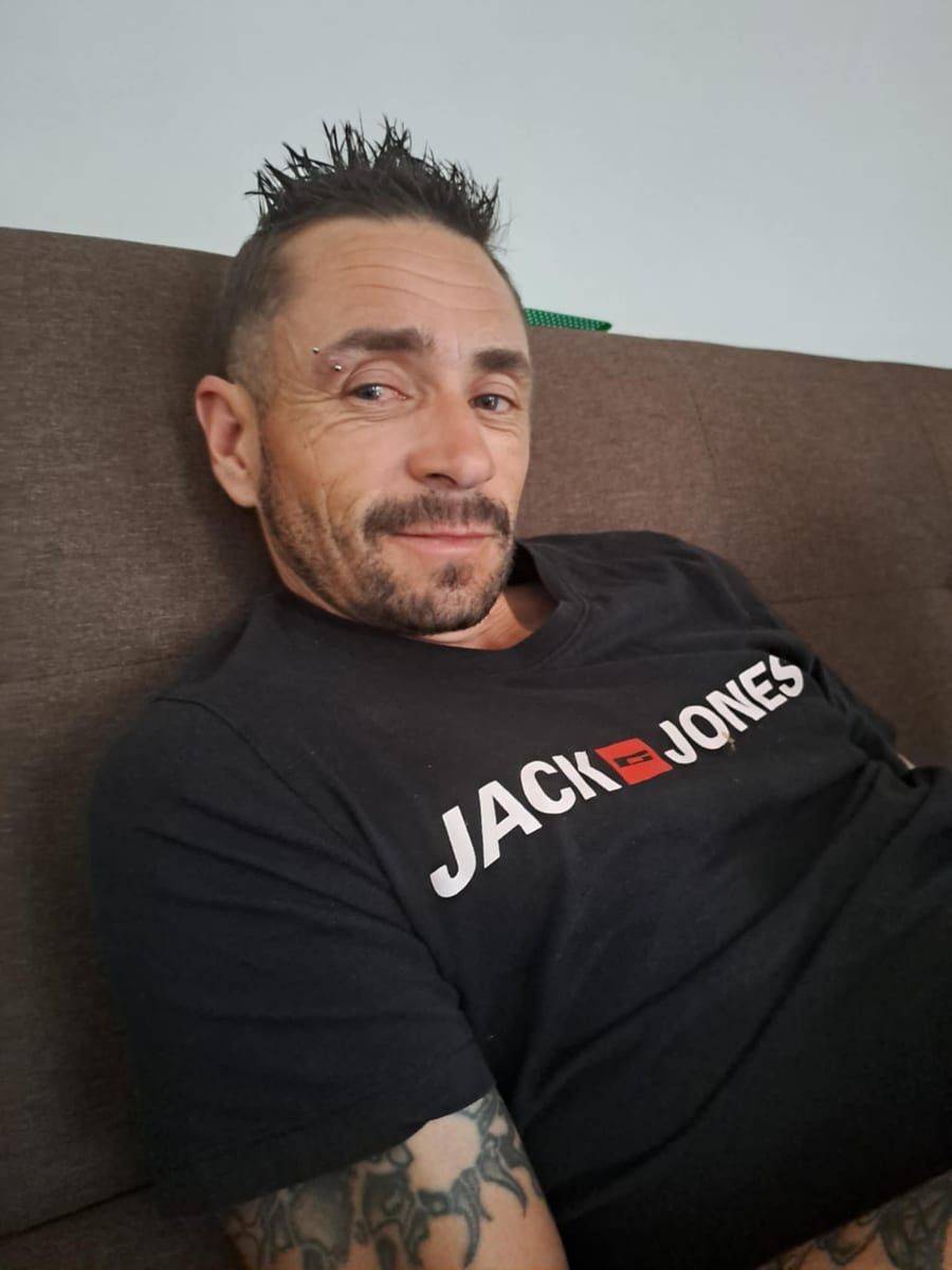 Profil de Shalom, 43 ans, Rencontre gay à Chénens (Fribourg)
