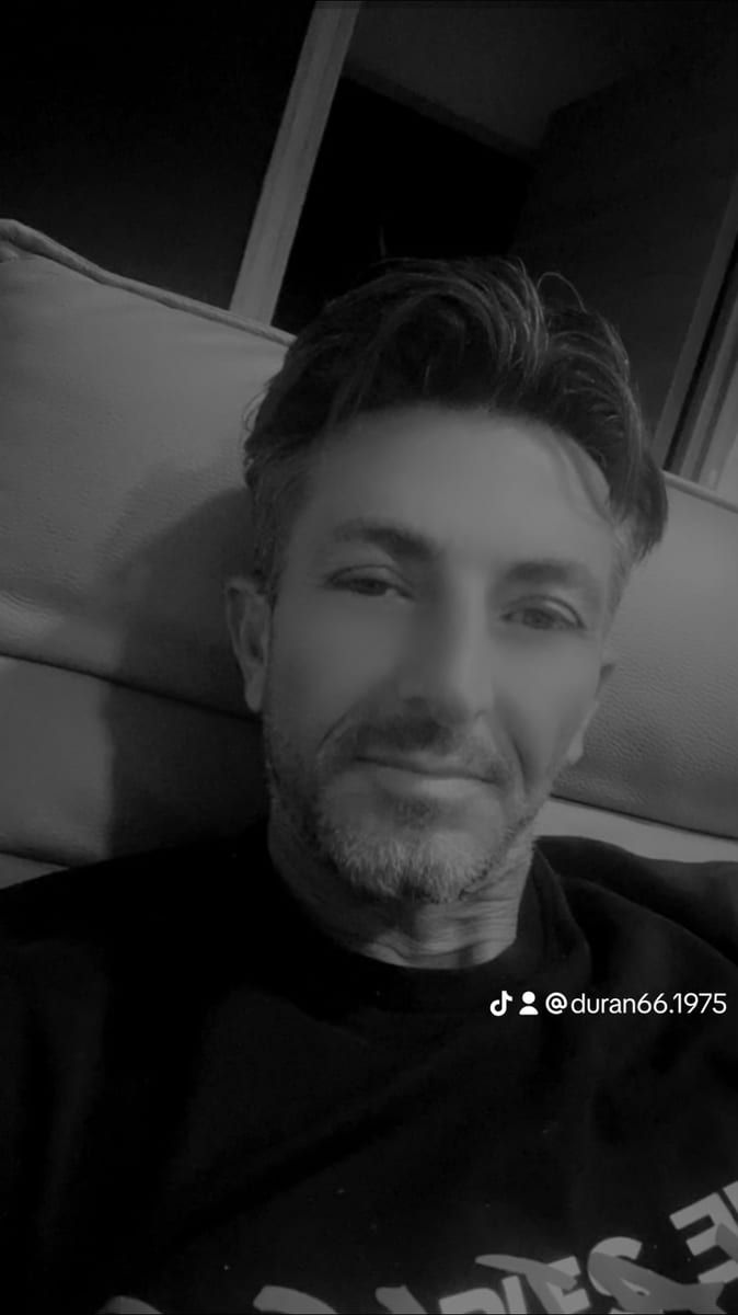 Profil de Eyden, 37 ans, Rencontre gay à La Tour-de-Trême (Fribourg)