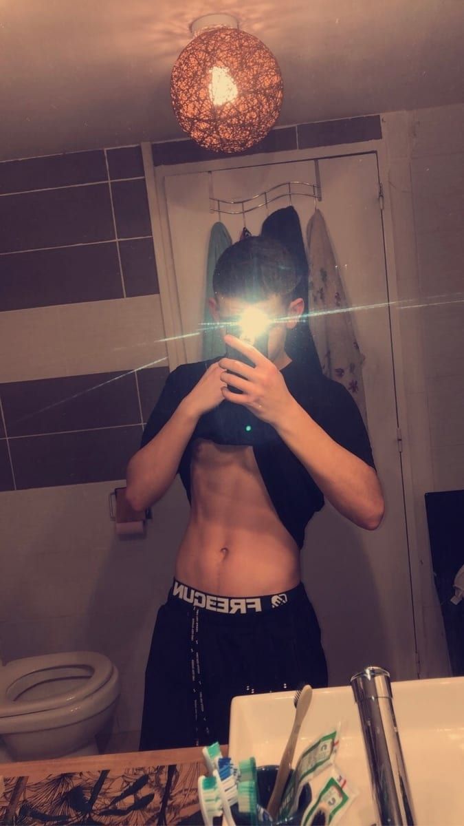 Profil de Bouziane, 25 ans, Rencontre gay à Oleyres (Fribourg)