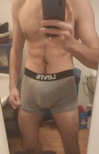Profil de Azim, 40 ans, Rencontre gay à Montévraz (Fribourg)