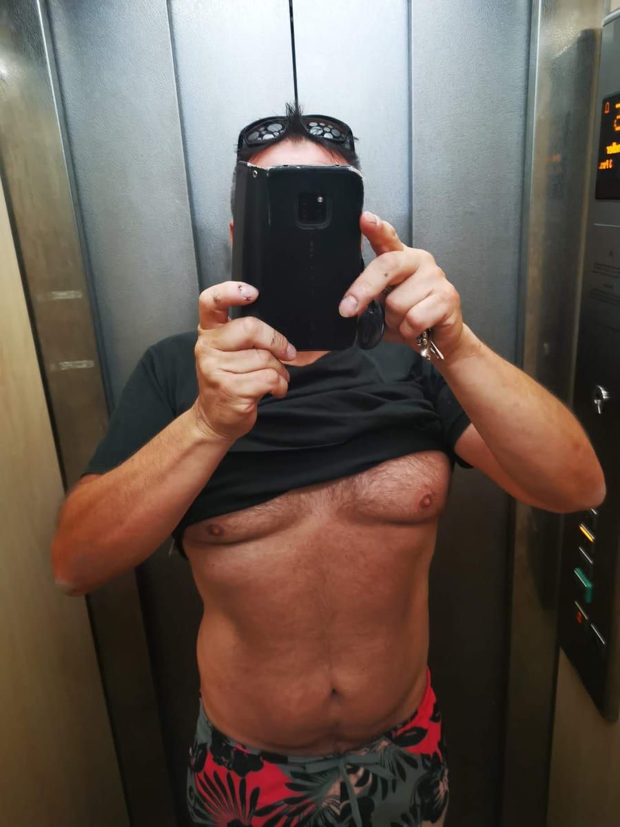 Profil de Rihad, 29 ans, Rencontre gay arabe à Fräschels (Fribourg)