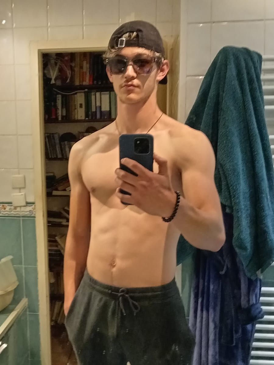 Profil de Nouri, 25 ans, Rencontre gay à Arconciel (Fribourg)