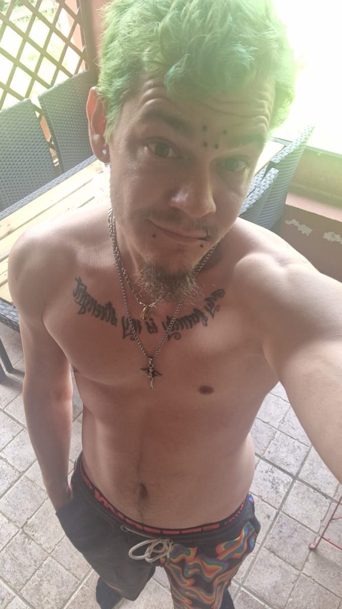 Profil de Moctar, 34 ans, Rencontre gay à Epagny (Fribourg)