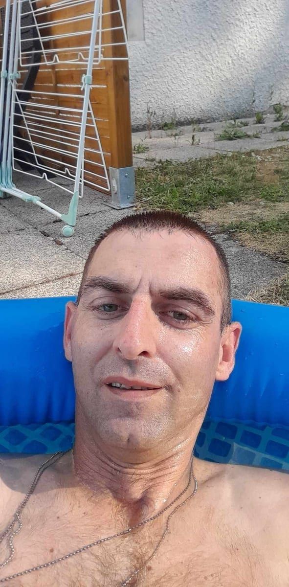Profil de Nilson, 42 ans, Rencontre gay à St-Martin FR (Fribourg)