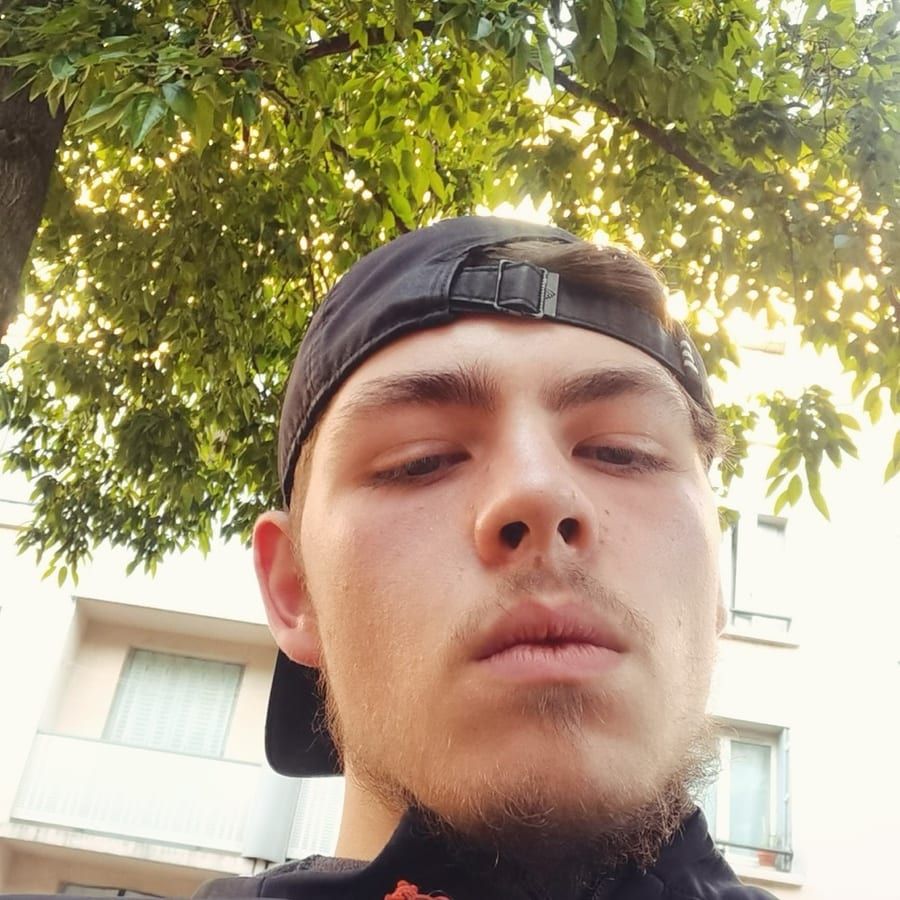 Profil de Athanael, 40 ans, Rencontre gay arabe à Môtier (Vully) (Fribourg)