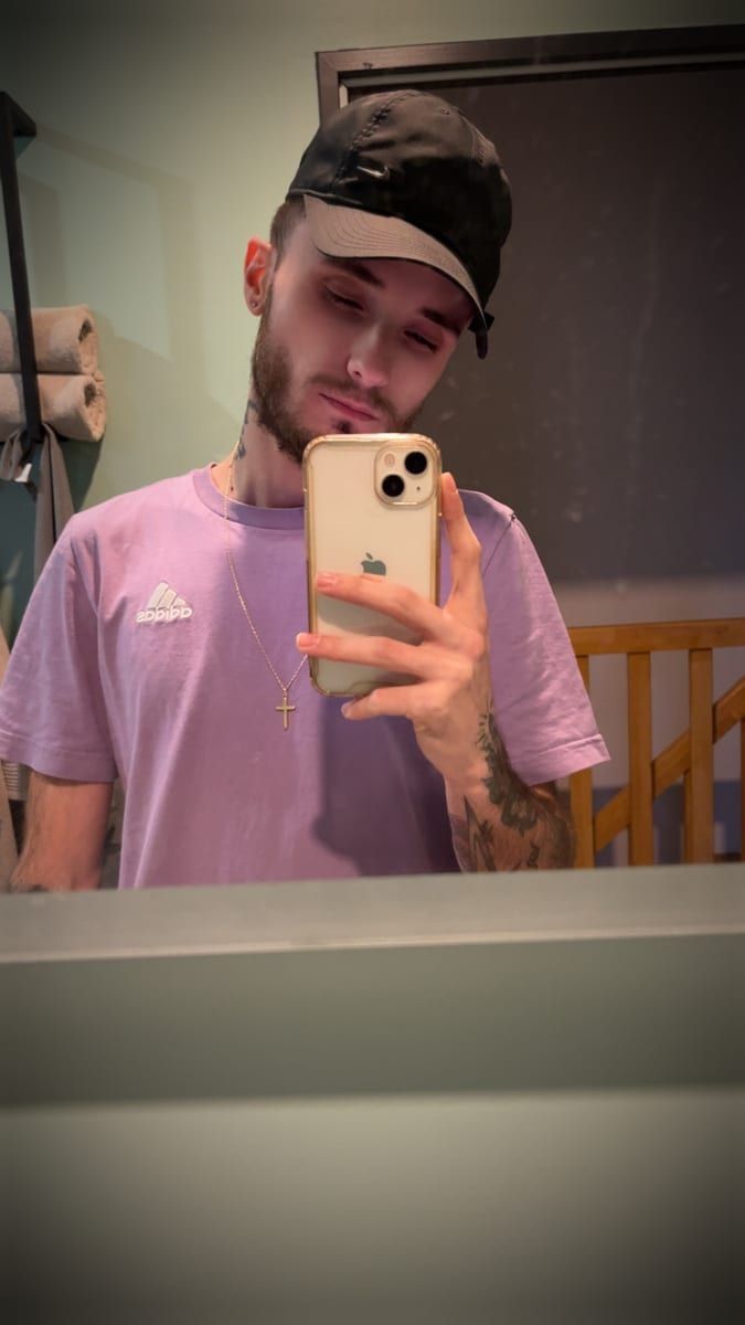 Profil de Renas, 23 ans, Rencontre gay à Matran (Fribourg)