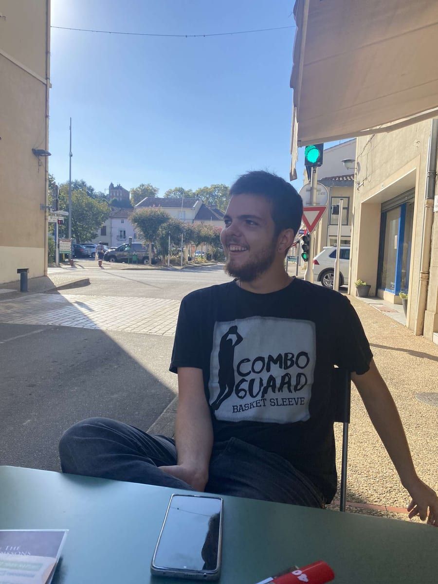 Profil de Djaafar, 35 ans, Rencontre gay à Wallenbuch (Fribourg)